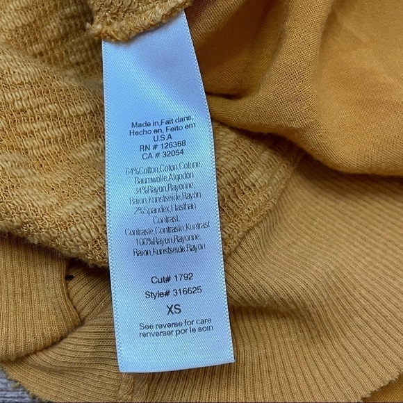 Anthro Left of Center Dara Pull Over Slub Knit Raw Hem Mustard Top Size XS - Picture 5 of 5